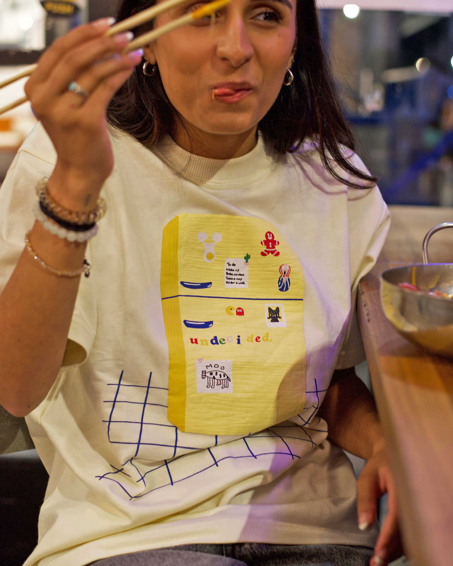 too many magnets oversized tee